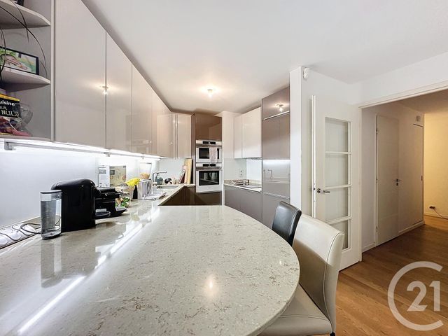 Appartement F3 à vendre - 3 pièces - 65.07 m2 - VIROFLAY - 78 - ILE-DE-FRANCE - Century 21 Fels Immobilier