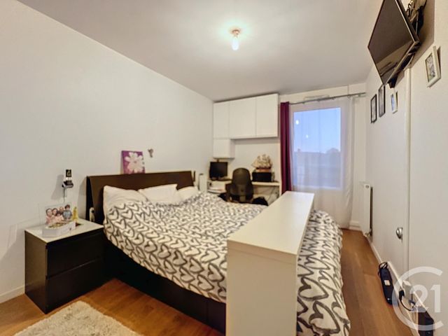 Appartement F3 à vendre - 3 pièces - 65.07 m2 - VIROFLAY - 78 - ILE-DE-FRANCE - Century 21 Fels Immobilier