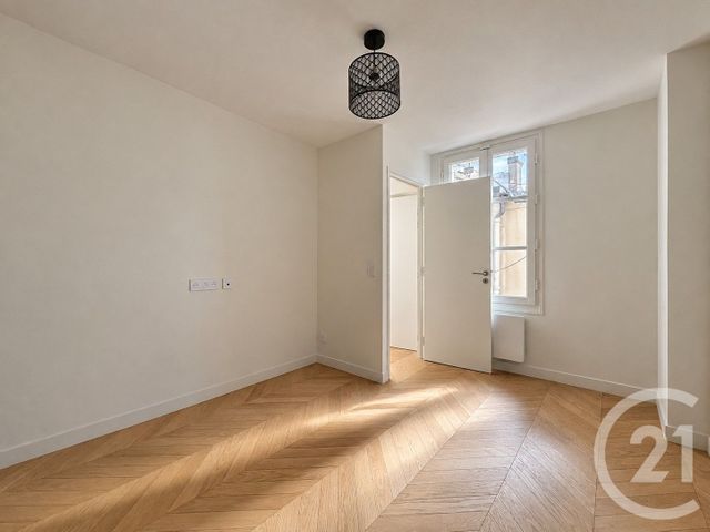 Appartement T3 à vendre - 3 pièces - 58.76 m2 - VERSAILLES - 78 - ILE-DE-FRANCE - Century 21 Fels Immobilier