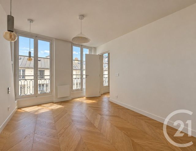 Appartement T3 à vendre - 3 pièces - 58.76 m2 - VERSAILLES - 78 - ILE-DE-FRANCE - Century 21 Fels Immobilier