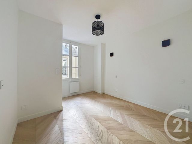 Appartement T3 à vendre - 3 pièces - 58.76 m2 - VERSAILLES - 78 - ILE-DE-FRANCE - Century 21 Fels Immobilier