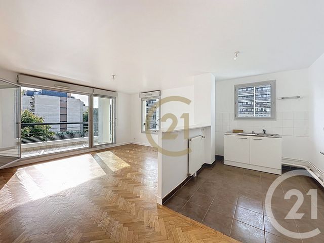 Afficher la photo en grand Appartement T3 à vendre - 3 pièces - 64.24 m2 - VERSAILLES - 78 - ILE-DE-FRANCE - Century 21 Fels Immobilier