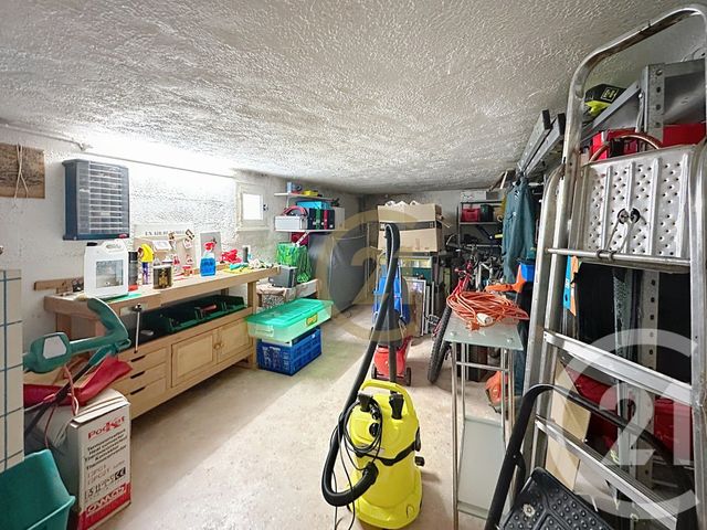 Afficher la photo en grand maison à vendre - 5 pièces - 130.41 m2 - VERSAILLES - 78 - ILE-DE-FRANCE - Century 21 Fels Immobilier