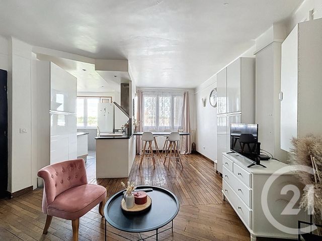 Appartement F2 à vendre - 2 pièces - 44.85 m2 - VERSAILLES - 78 - ILE-DE-FRANCE - Century 21 Fels Immobilier