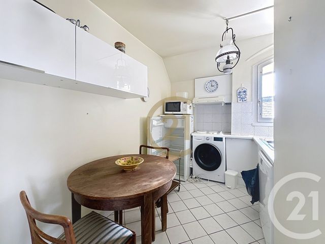 Appartement T3 à vendre - 3 pièces - 64.76 m2 - VERSAILLES - 78 - ILE-DE-FRANCE - Century 21 Fels Immobilier