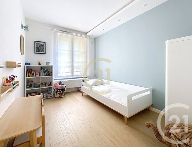 Appartement F5 à vendre - 5 pièces - 87.82 m2 - VERSAILLES - 78 - ILE-DE-FRANCE - Century 21 Fels Immobilier