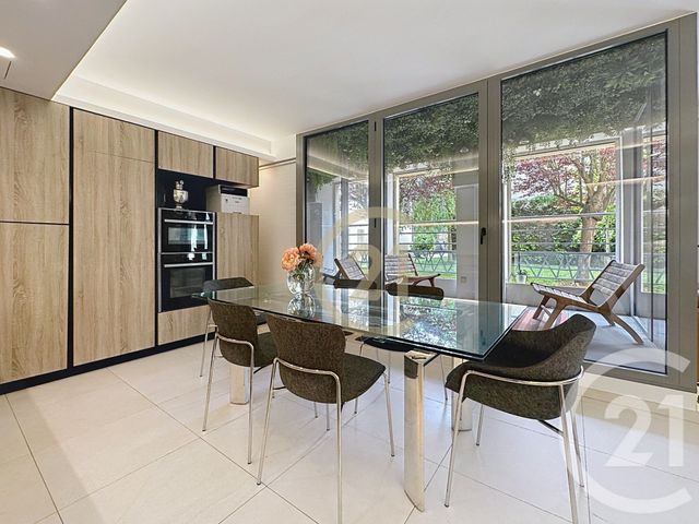Appartement F5 à vendre - 5 pièces - 87.82 m2 - VERSAILLES - 78 - ILE-DE-FRANCE - Century 21 Fels Immobilier