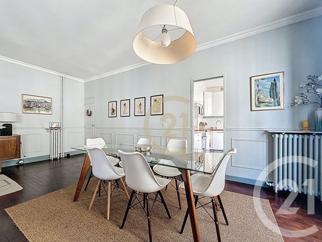 Appartement T4 à vendre - 4 pièces - 90.11 m2 - VERSAILLES - 78 - ILE-DE-FRANCE - Century 21 Fels Immobilier