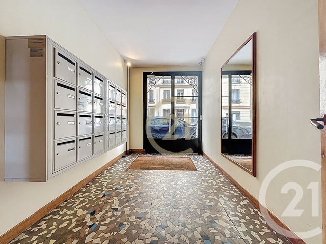 Appartement T4 à vendre - 4 pièces - 90.11 m2 - VERSAILLES - 78 - ILE-DE-FRANCE - Century 21 Fels Immobilier