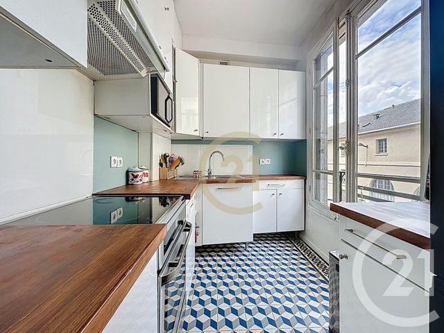 Appartement T4 à vendre - 4 pièces - 90.11 m2 - VERSAILLES - 78 - ILE-DE-FRANCE - Century 21 Fels Immobilier