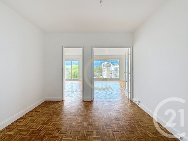 Appartement F5 à vendre - 5 pièces - 107.65 m2 - VERSAILLES - 78 - ILE-DE-FRANCE - Century 21 Fels Immobilier