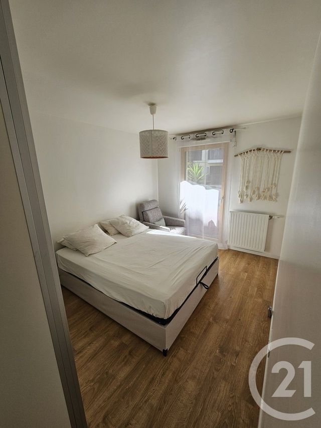 Appartement T3 à vendre - 3 pièces - 59.89 m2 - CHAVILLE - 92 - ILE-DE-FRANCE - Century 21 Fels Immobilier