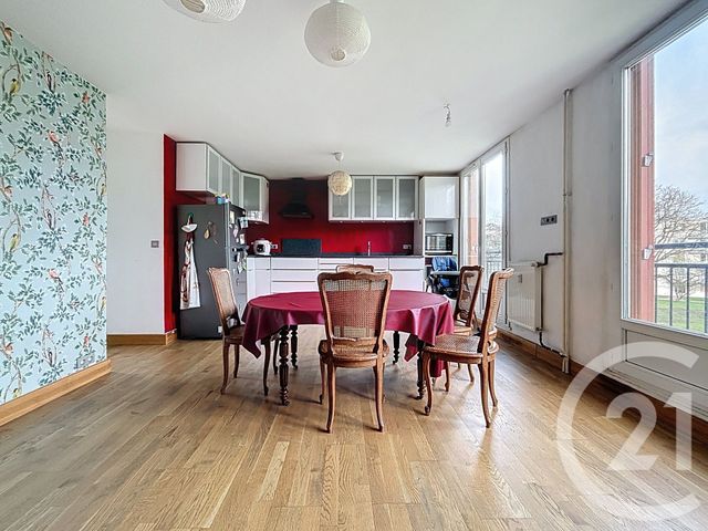 Appartement F5 à vendre - 5 pièces - 82.73 m2 - VERSAILLES - 78 - ILE-DE-FRANCE - Century 21 Fels Immobilier