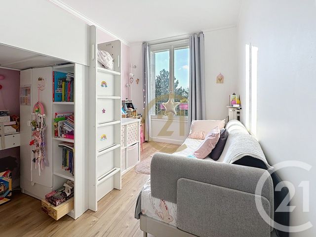 Appartement F5 à vendre - 5 pièces - 102.77 m2 - VERSAILLES - 78 - ILE-DE-FRANCE - Century 21 Fels Immobilier