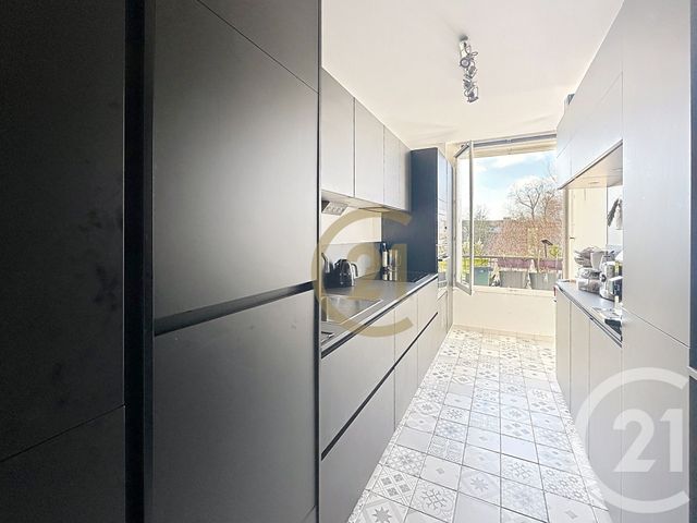 Appartement F5 à vendre - 5 pièces - 102.77 m2 - VERSAILLES - 78 - ILE-DE-FRANCE - Century 21 Fels Immobilier