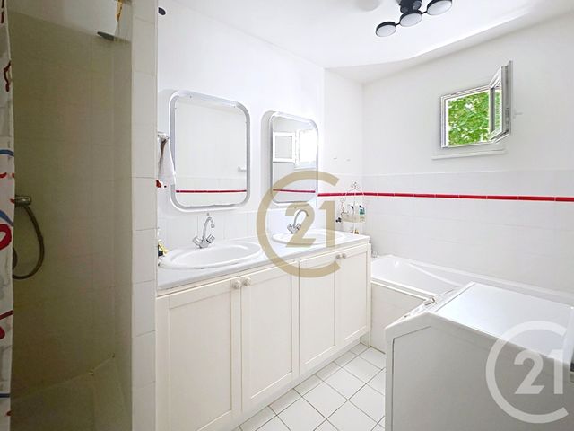 Appartement F5 à vendre - 5 pièces - 102.0 m2 - VERSAILLES - 78 - ILE-DE-FRANCE - Century 21 Fels Immobilier