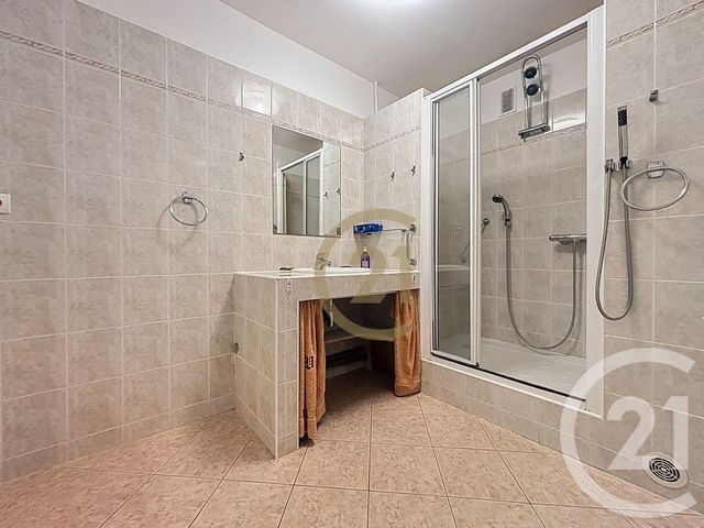 Appartement F3 à vendre - 5 pièces - 118.48 m2 - VERSAILLES - 78 - ILE-DE-FRANCE - Century 21 Fels Immobilier