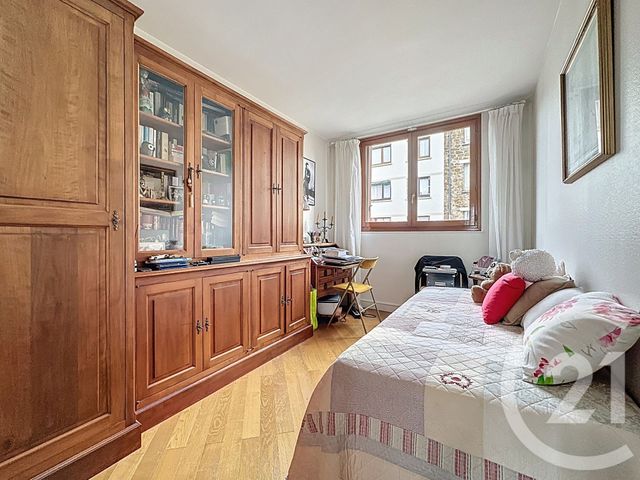 Appartement F3 à vendre - 3 pièces - 56.89 m2 - VERSAILLES - 78 - ILE-DE-FRANCE - Century 21 Fels Immobilier