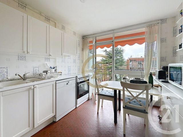 Appartement F4 à vendre - 4 pièces - 77.43 m2 - VELIZY VILLACOUBLAY - 78 - ILE-DE-FRANCE - Century 21 Fels Immobilier