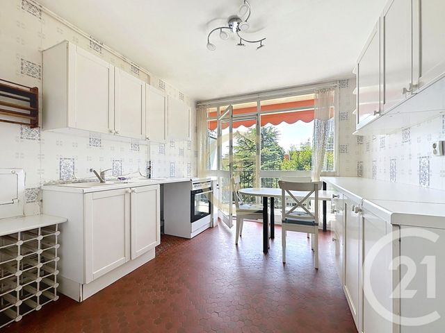 Appartement F4 à vendre - 4 pièces - 77.43 m2 - VELIZY VILLACOUBLAY - 78 - ILE-DE-FRANCE - Century 21 Fels Immobilier
