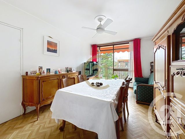 Appartement F4 à vendre - 4 pièces - 77.43 m2 - VELIZY VILLACOUBLAY - 78 - ILE-DE-FRANCE - Century 21 Fels Immobilier