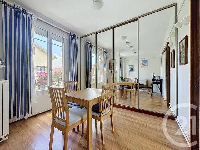 Appartement T3 à vendre - 3 pièces - 41.64 m2 - VIROFLAY - 78 - ILE-DE-FRANCE - Century 21 Fels Immobilier