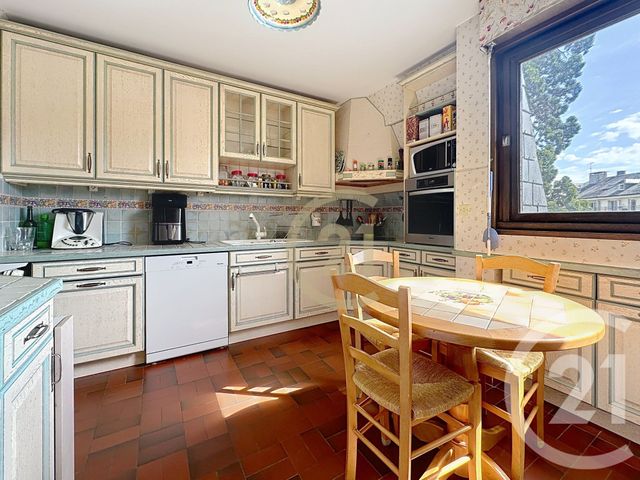 Appartement F4 à vendre - 4 pièces - 97.48 m2 - VERSAILLES - 78 - ILE-DE-FRANCE - Century 21 Fels Immobilier