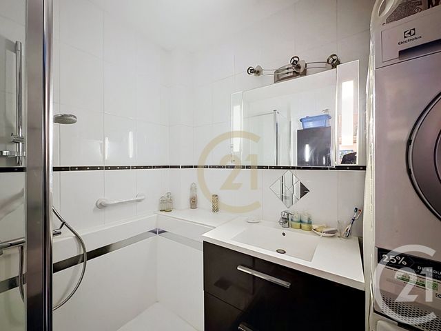 Appartement F4 à vendre - 4 pièces - 95.02 m2 - VERSAILLES - 78 - ILE-DE-FRANCE - Century 21 Fels Immobilier