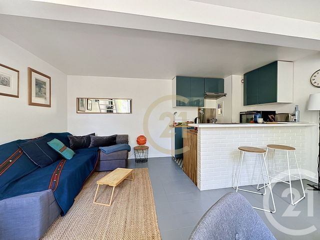 Appartement Duplex à vendre - 2 pièces - 37.46 m2 - VERSAILLES - 78 - ILE-DE-FRANCE - Century 21 Fels Immobilier