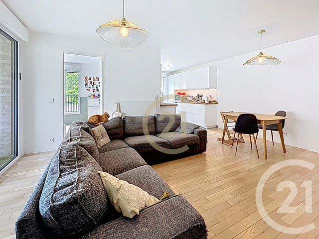 Appartement F4 à vendre - 4 pièces - 82.25 m2 - VERSAILLES - 78 - ILE-DE-FRANCE - Century 21 Fels Immobilier