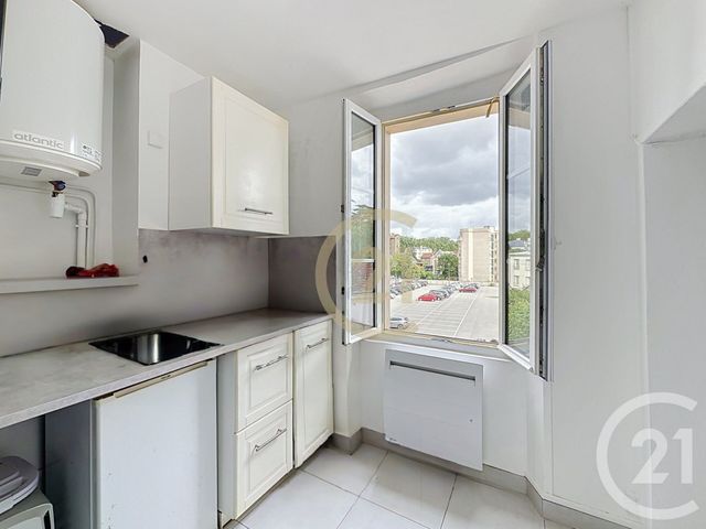 Appartement F1 à vendre - 1 pièce - 17.6 m2 - VERSAILLES - 78 - ILE-DE-FRANCE - Century 21 Fels Immobilier
