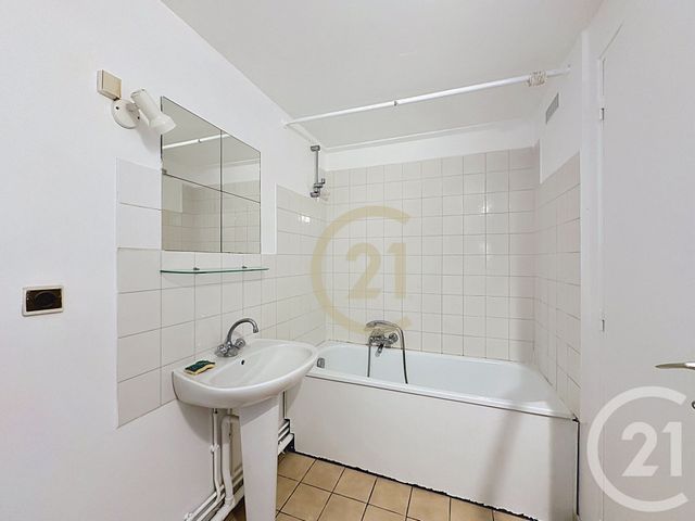 Appartement F2 à vendre - 2 pièces - 36.13 m2 - VERSAILLES - 78 - ILE-DE-FRANCE - Century 21 Fels Immobilier