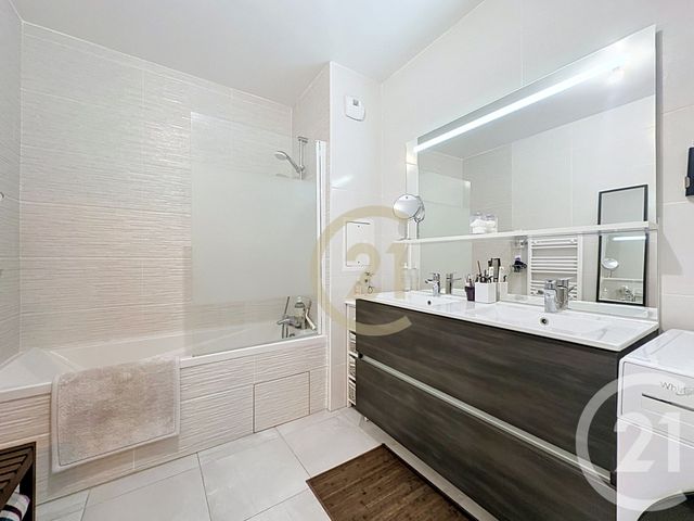 Appartement F3 à vendre - 3 pièces - 65.33 m2 - CHAVILLE - 92 - ILE-DE-FRANCE - Century 21 Fels Immobilier