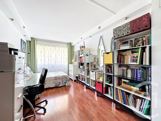 Appartement F4 à vendre - 4 pièces - 81.11 m2 - LE CHESNAY - 78 - ILE-DE-FRANCE - Century 21 Fels Immobilier