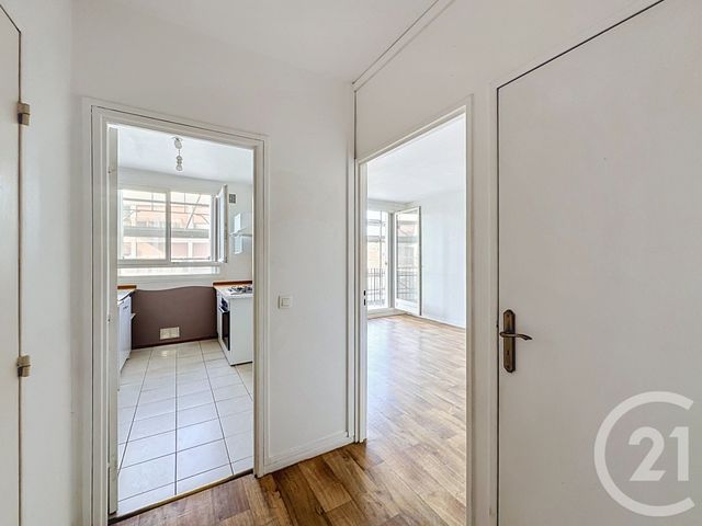 Appartement F2 à vendre - 2 pièces - 44.22 m2 - VERSAILLES - 78 - ILE-DE-FRANCE - Century 21 Fels Immobilier