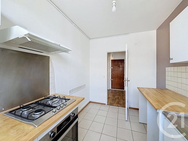 Appartement F2 à vendre - 2 pièces - 44.22 m2 - VERSAILLES - 78 - ILE-DE-FRANCE - Century 21 Fels Immobilier