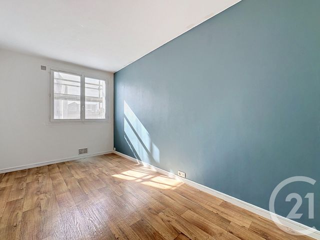 Appartement F2 à vendre - 2 pièces - 44.22 m2 - VERSAILLES - 78 - ILE-DE-FRANCE - Century 21 Fels Immobilier