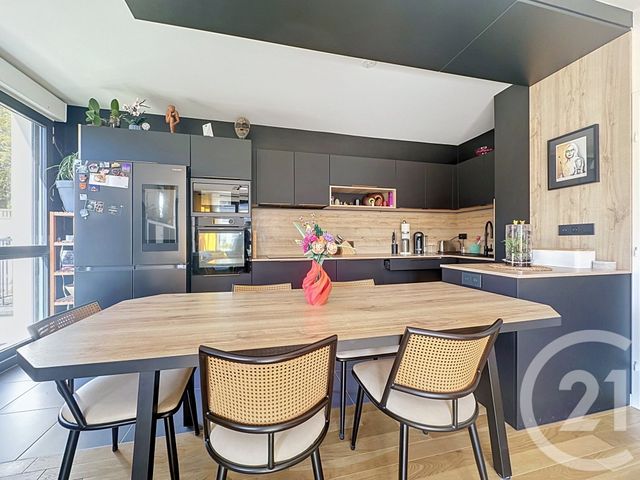 Appartement F5 à vendre - 5 pièces - 100.0 m2 - VERSAILLES - 78 - ILE-DE-FRANCE - Century 21 Fels Immobilier
