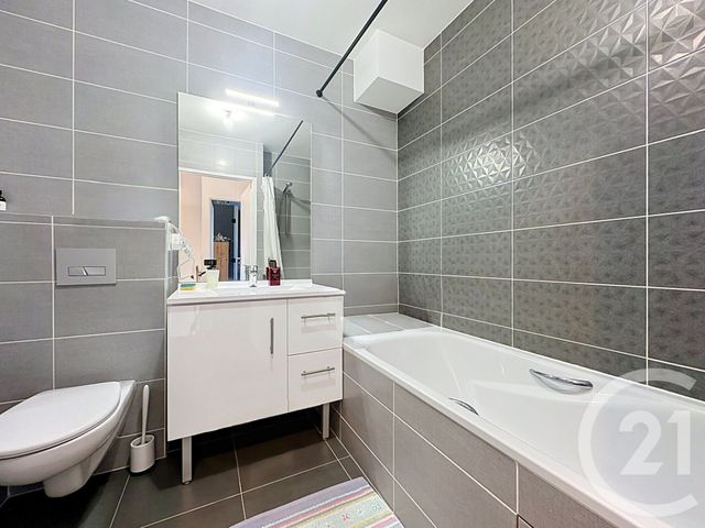 Appartement F5 à vendre - 5 pièces - 100.0 m2 - VERSAILLES - 78 - ILE-DE-FRANCE - Century 21 Fels Immobilier