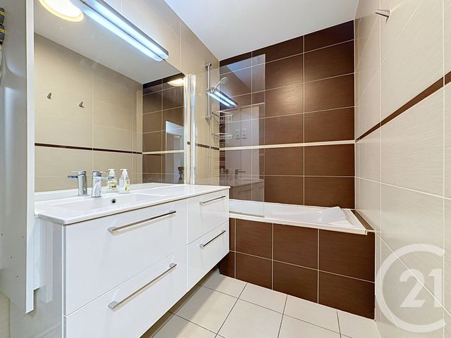 Appartement F3 à vendre - 3 pièces - 65.05 m2 - VERSAILLES - 78 - ILE-DE-FRANCE - Century 21 Fels Immobilier