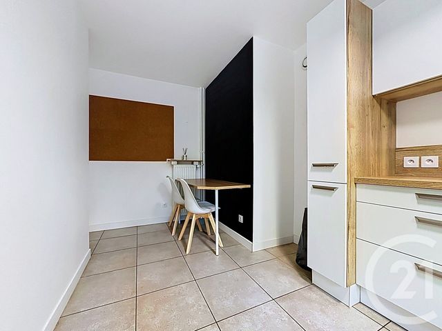 Appartement F3 à vendre - 3 pièces - 65.05 m2 - VERSAILLES - 78 - ILE-DE-FRANCE - Century 21 Fels Immobilier