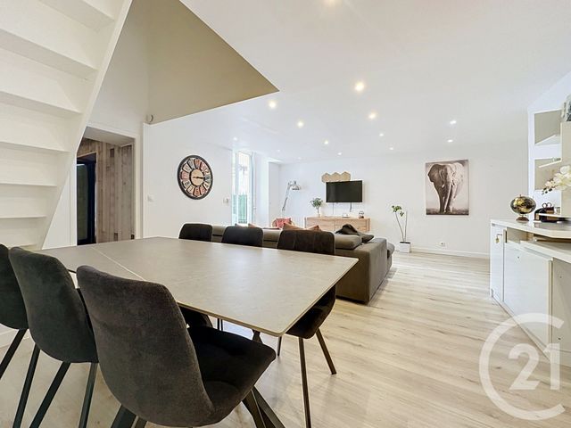 Appartement F4 à vendre - 4 pièces - 111.79 m2 - VERSAILLES - 78 - ILE-DE-FRANCE - Century 21 Fels Immobilier