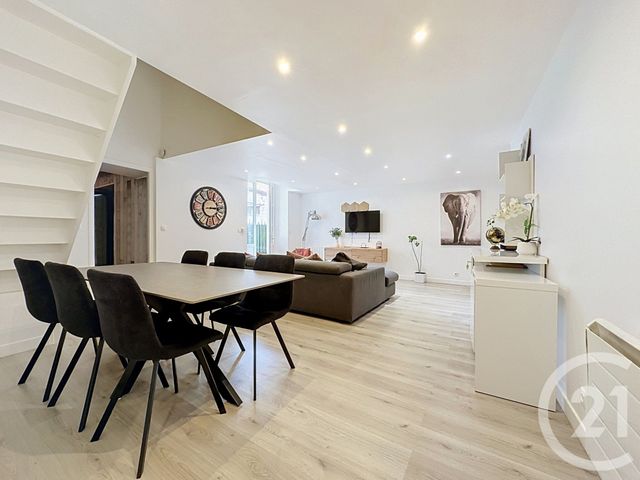 Appartement F4 à vendre - 4 pièces - 111.79 m2 - VERSAILLES - 78 - ILE-DE-FRANCE - Century 21 Fels Immobilier